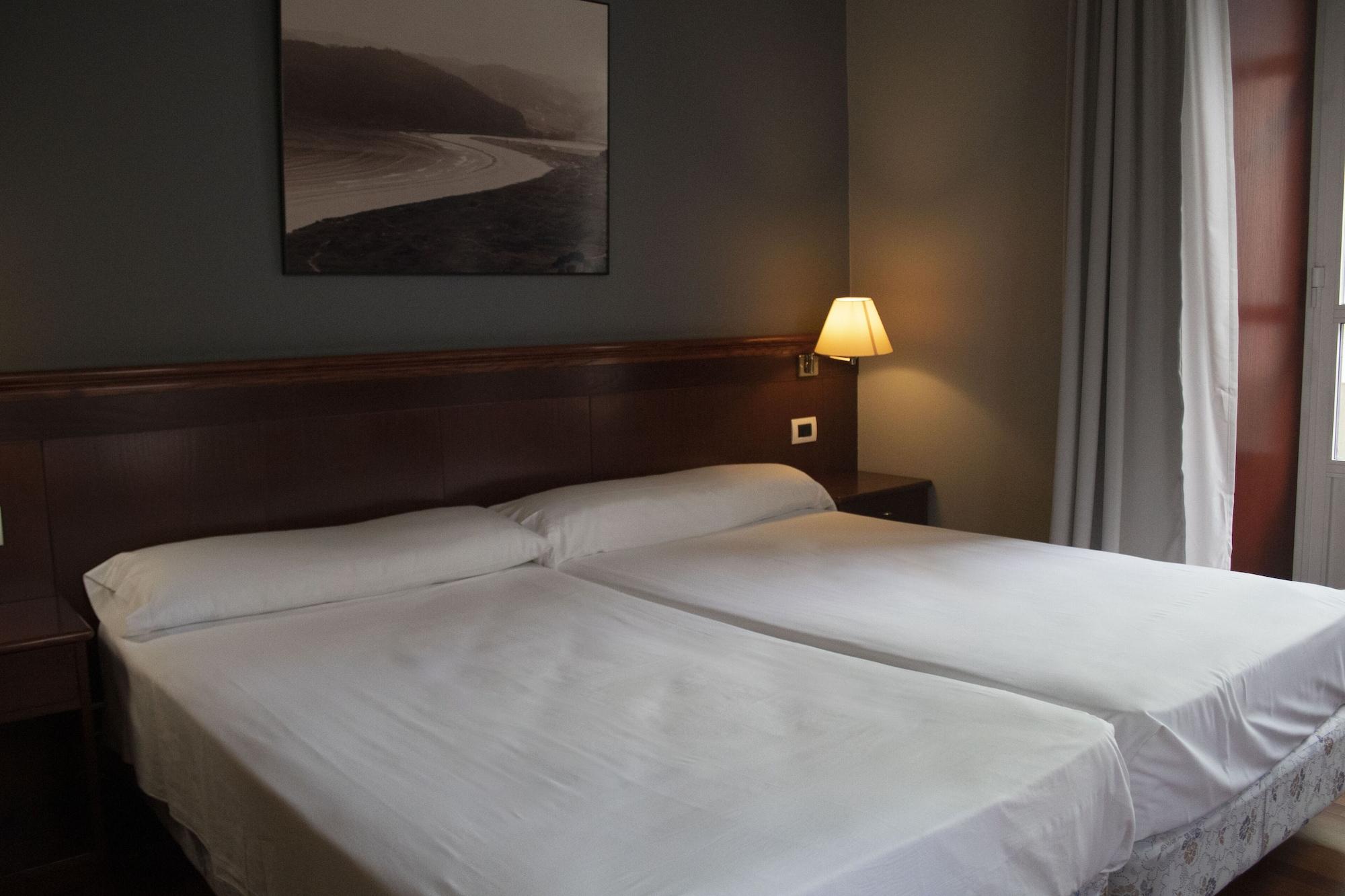 Hotel Alda El Suizo Ferrol Ngoại thất bức ảnh