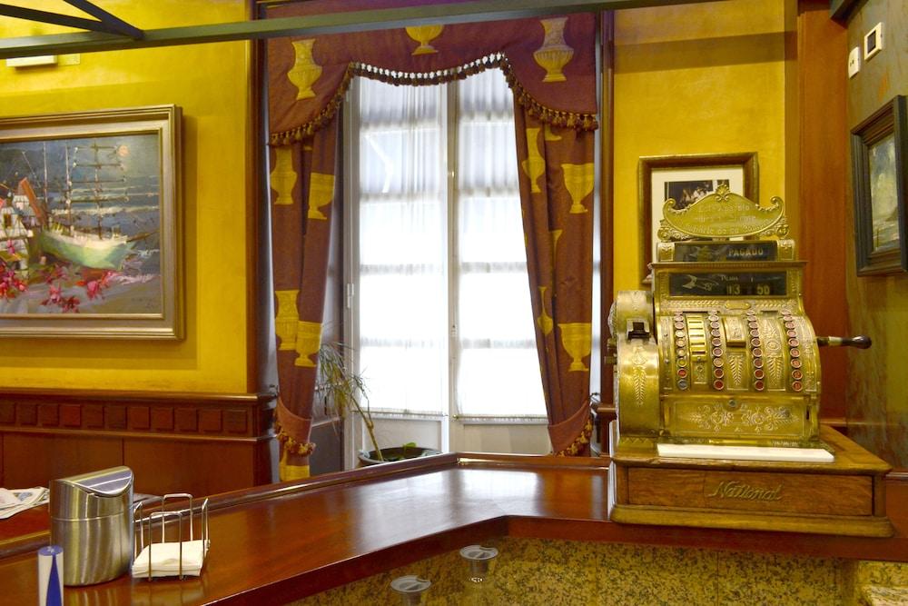 Hotel Alda El Suizo Ferrol Ngoại thất bức ảnh