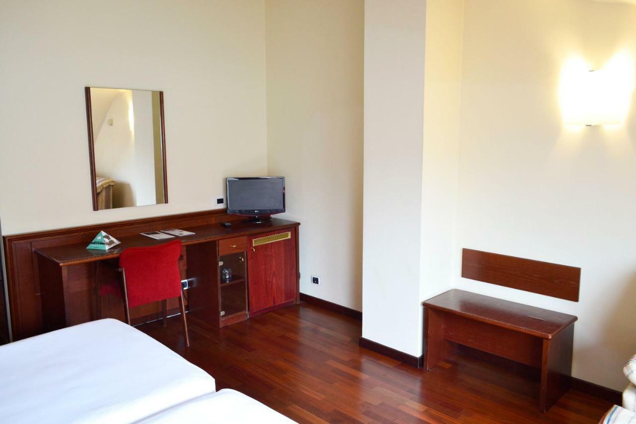 Hotel Alda El Suizo Ferrol Ngoại thất bức ảnh