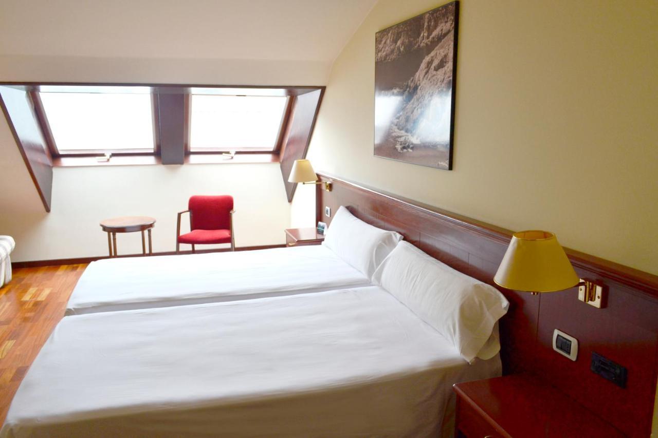 Hotel Alda El Suizo Ferrol Ngoại thất bức ảnh